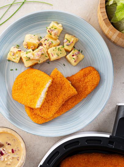 Filetes de Pescada Panados Sem Glúten com Salada de Batata Fria